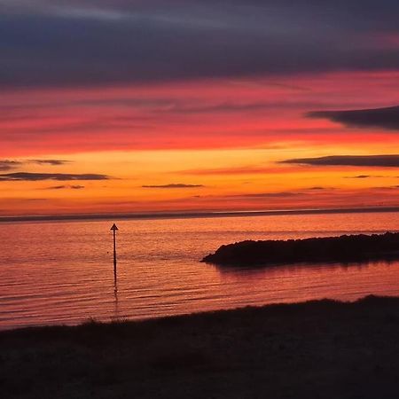 Awave From It All - Escape The City Life Jaywick Sands Zewnętrze zdjęcie